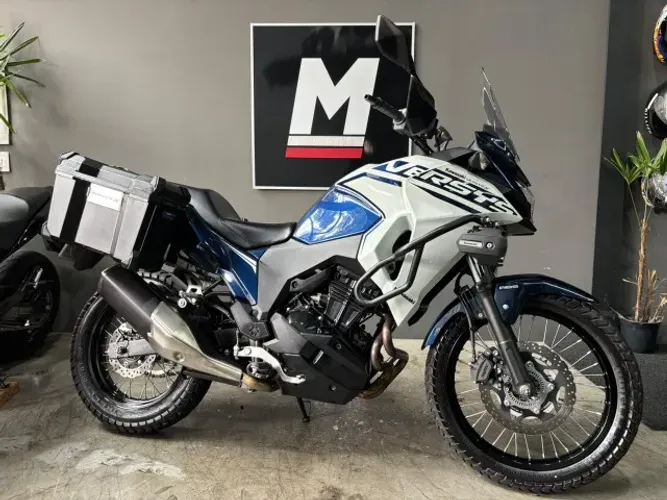 KAWASAKI VERSYS-X 300 TOURER ABS 2025 4.000km - Revisada - Sem restrições - Impecável