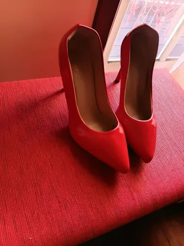 Scarpin, stiletto, vermelho, verniz