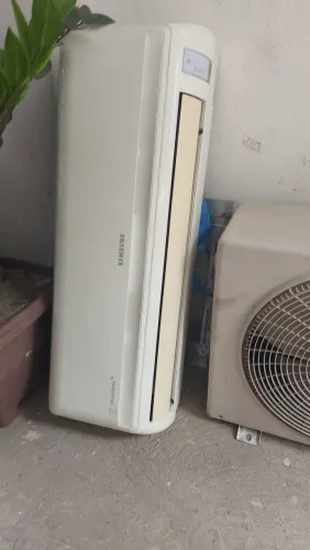 Vendo ar condicionado com defeito