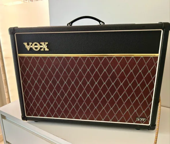 Amplificador Vox ac15R