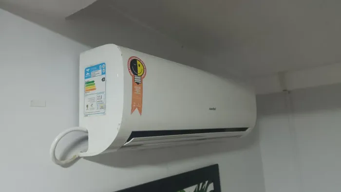 Ar condicionado comfee 12.000 btus 