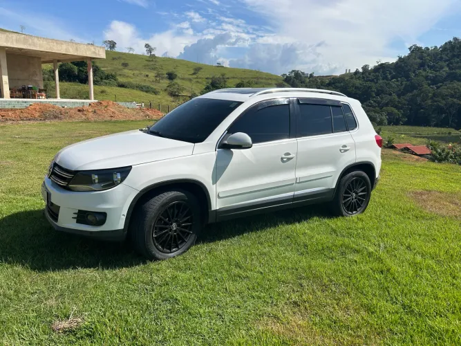 Volkswagen Tiguan 2.0 TSI 16V 200cv Tiptronic 5P 2012