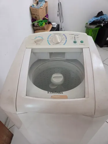 Máquina de lavar com defeito - doação