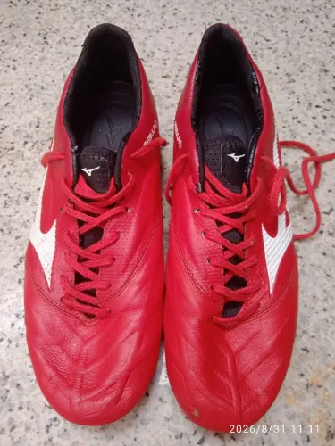 Chuteira Mizuno 39 ( campo )