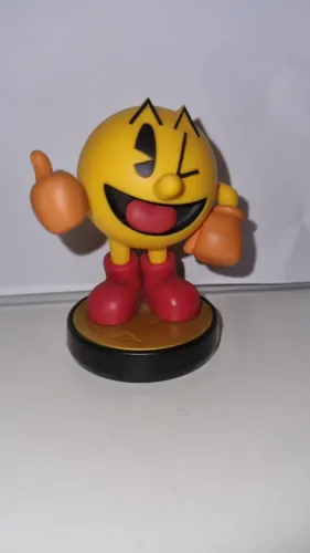 Amiibo Pac-Man Smash Bros.