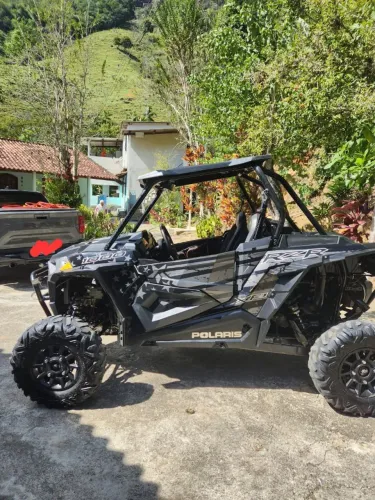 Polaris RZR 1000 XP