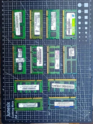 Vendo memória RAM de 1 a 2 GB por R$ 50 cada unidade.