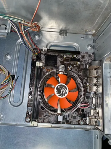 Gabinete/placa mãe/processador/memoria