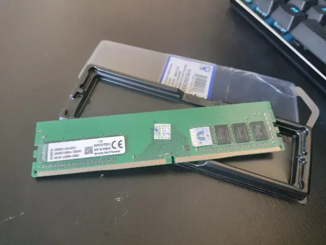 Memória RAM Kingston 4GB DDR4 2133Mhz CL15
