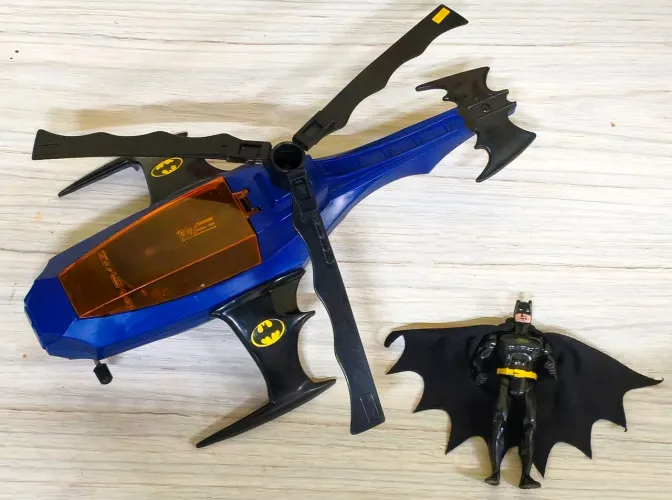 Batcoptero e Batman Super Powers Anos 80