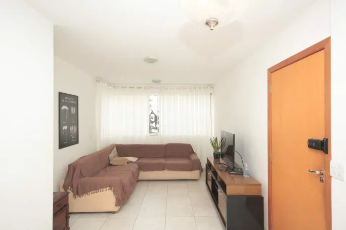 APARTAMENTO ÁREA PRIVATIVA PARA ALUGUEL DE 2 QUARTOS NO BAIRRO CRUZEIRO EM BELO HORIZONTE