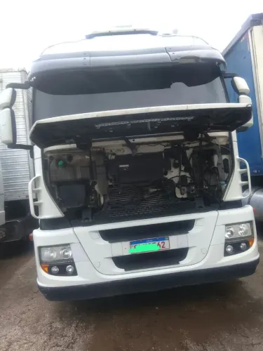Caminhão segundo dono Iveco stralis 460