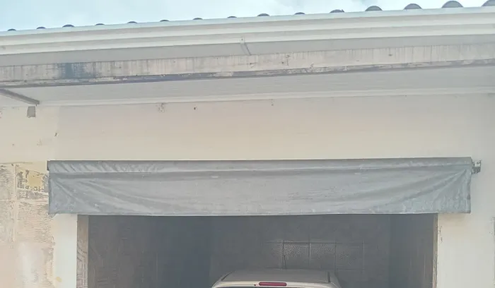 Toldo retrátil