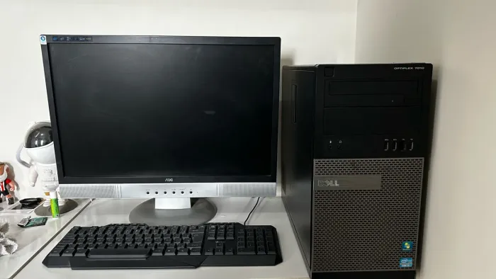 PC desktop DELL Optiplex 7010