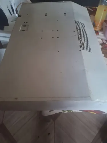 Vende-se uma máquina de lava d 13kg e um Sugar