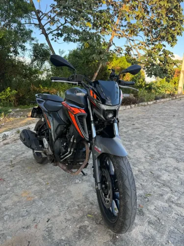 Yamaha FZ25 250 Fazer Connected 2025