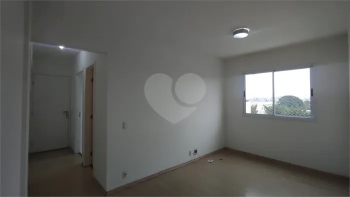 Apartamento com 2 quartos para locação em Luz - SP