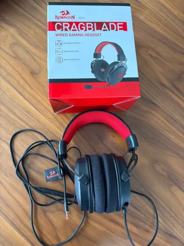 Fone de ouvido Redragon