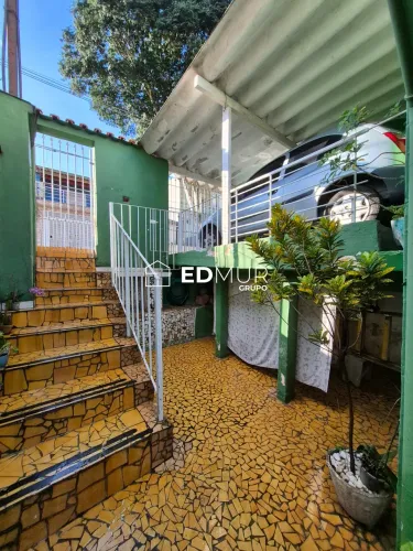 Casa de 175m² para venda no bairro Parque das Nações com 4 quartos e 1 vaga em Santo André