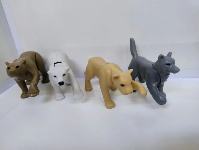 Playmobil Wiltopia lançada pelo McDonald's. 4 animais.