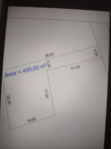 Vende se um lote 450m²