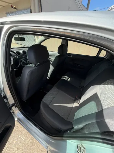 Volkswagen Gol Geração V 1.0 8V MI Total Flex Mec. 4P 2013