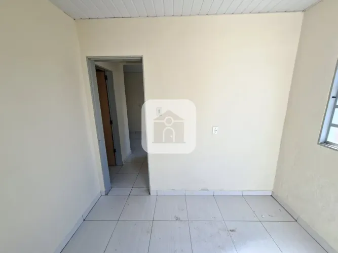 Casa para locação no bairro Santa Luzia