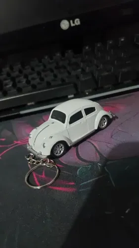 Chaveiro fusca de metal