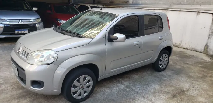 Fiat Uno Vivace Celeb. 1.0 EVO F.flex 8V 5P 2011
