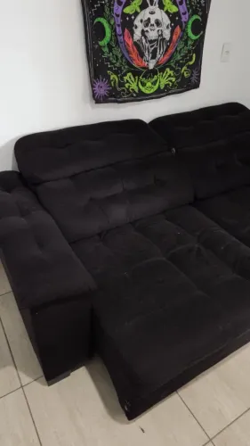 Sofá para doação, precisa de limpeza e reparos