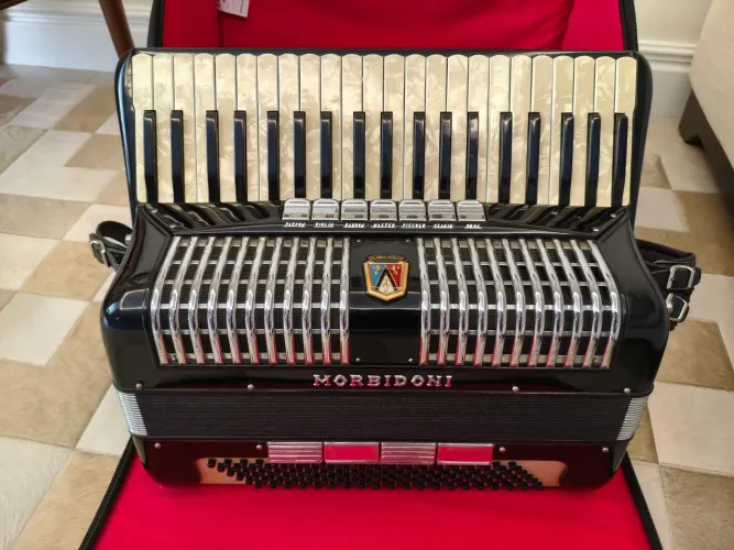 Acordeon 120 baixos