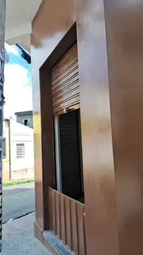 Alugo loja de esquina no bairro Santo André 