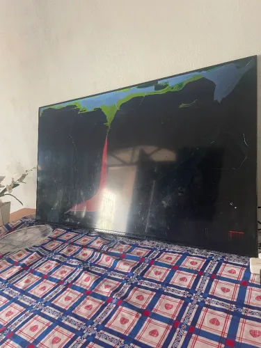 TV 50 polegadas pra retirada de peças