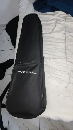 Violino semi-novo