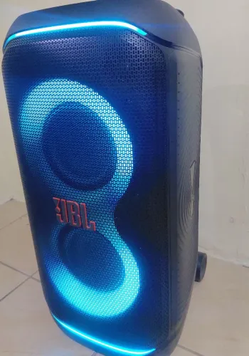 Caixa JBL PARTYBOX STAGE 320