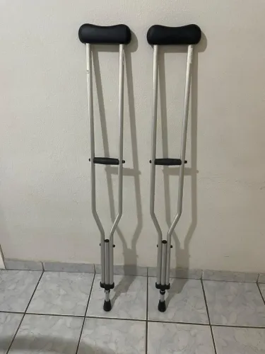 Par de Muletas Axilares em Alumínio -