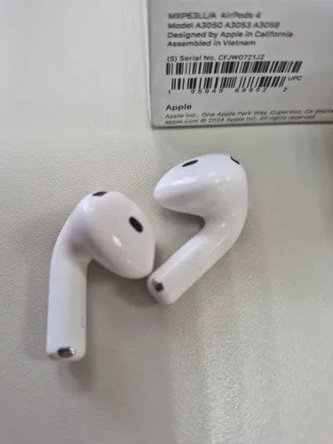 Airpods 4 Apple (impecável)