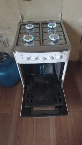Vendo esse fogão manual tudo funcionando perfeitamente bocas e forno ótimo