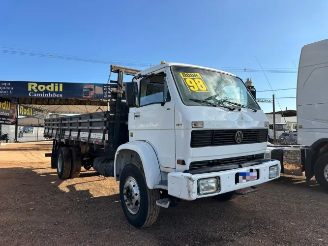 Volkswagen 12-140 ano:96 motor MWM 6cc carroceria