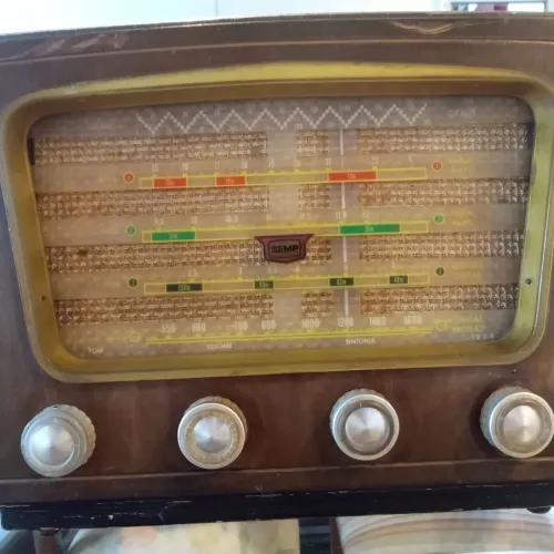 Rádio Semp modelo AC 431