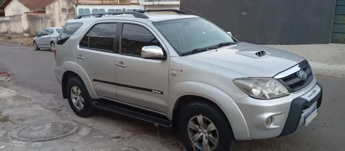 Toyota Hilux SW4 SRV D4-d 4X4 3.0 TDI Dies. AUT 2006