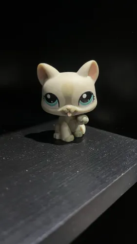 Littlest pet shop