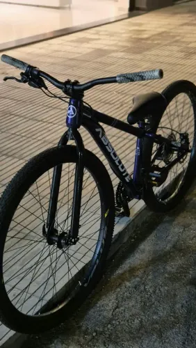 Nero 5 tamanho 13.5 roxa 