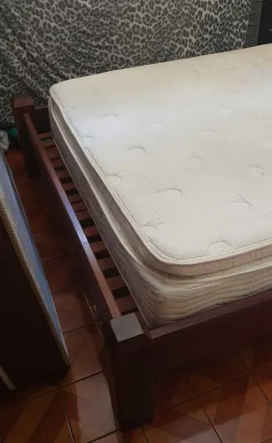 Cama madeira nobre artesanal