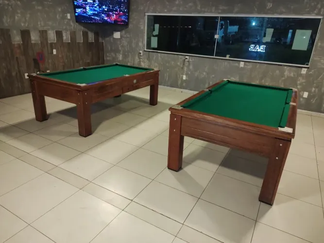 Sinuca grande de Angelim modelo gaveta 