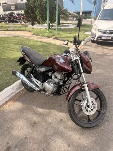 Honda CG 150 Titan - Muito conservada