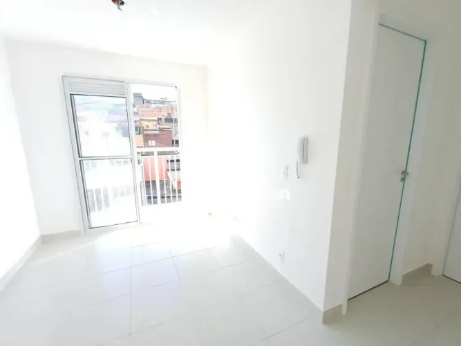 Apartamento com 2 dormitórios para alugar, 42 m² por R$ 1.581,20/mês - Itaquera - São Paul