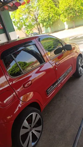 Fiat Uno Vivace Celeb. 1.0 EVO F.flex 8V 5P 2014