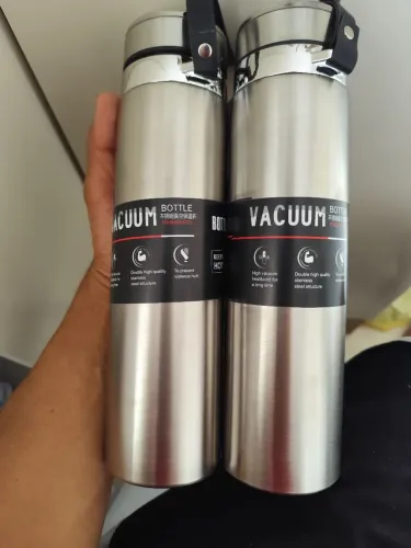 Garrafa térmica 1 Litro R$ 50 ou 2 pó R$ 80