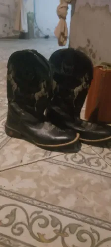 Vendo bota pra andar a cavalo